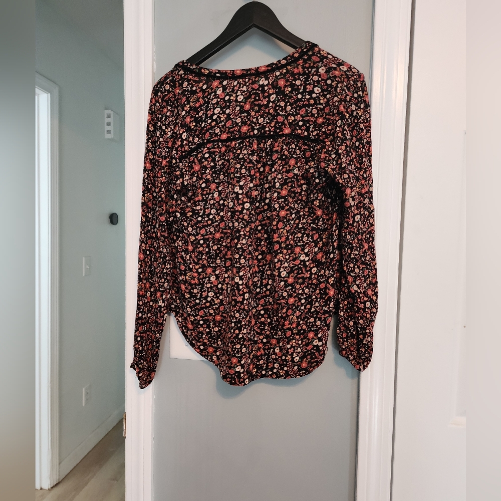 Floral top